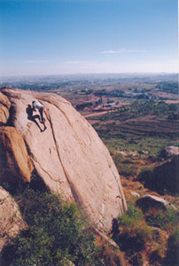 rock climbing in turahalli